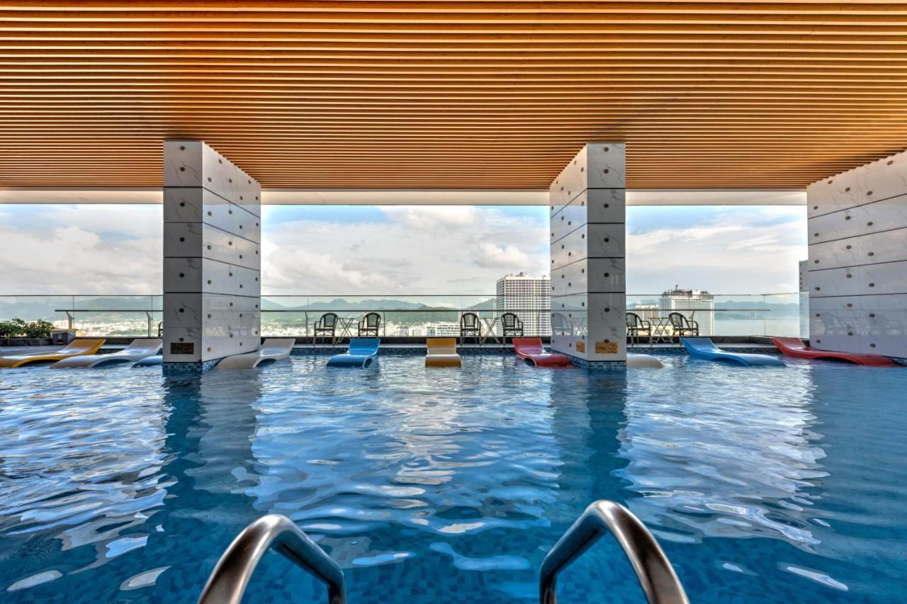 S Lux Apartment Virgo Nha Trang Extérieur photo